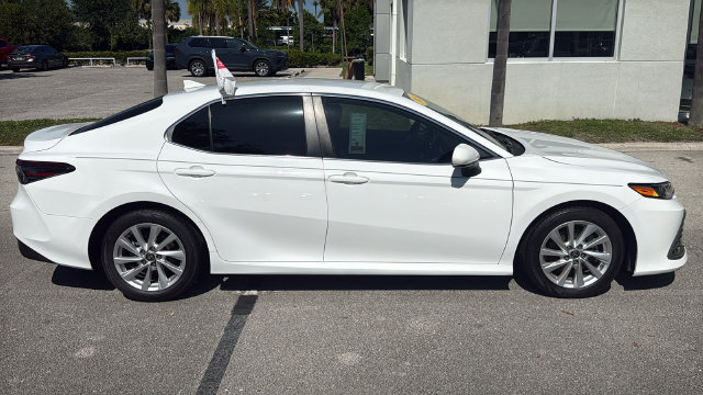 Certified 2023 Toyota Camry LE FWD image 9