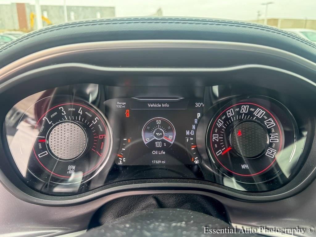 Used 2022 Dodge Challenger R/T w/ Plus Package image 13