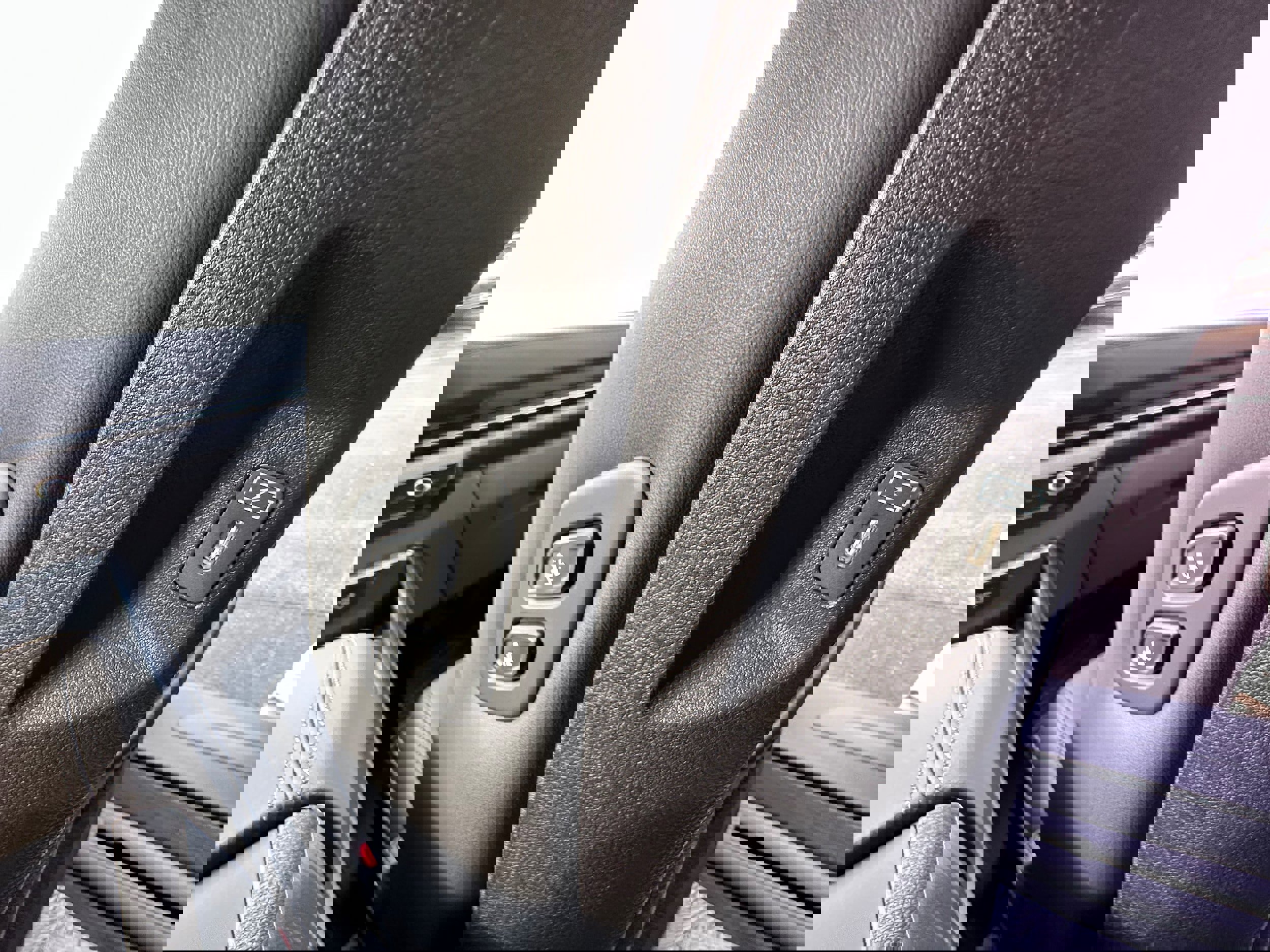 New 2026 Kia Carnival EX image 20