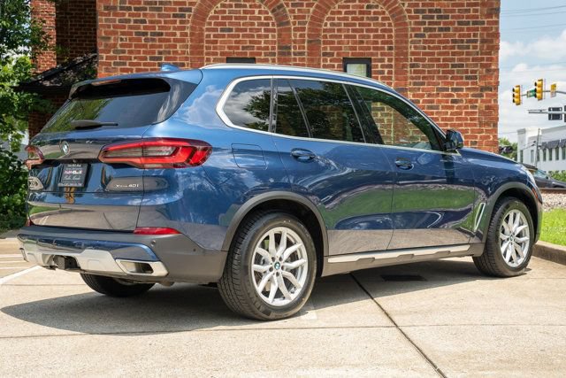 Used 2023 BMW X5 xDrive40i w/ Premium Package AWD/4WD image 5