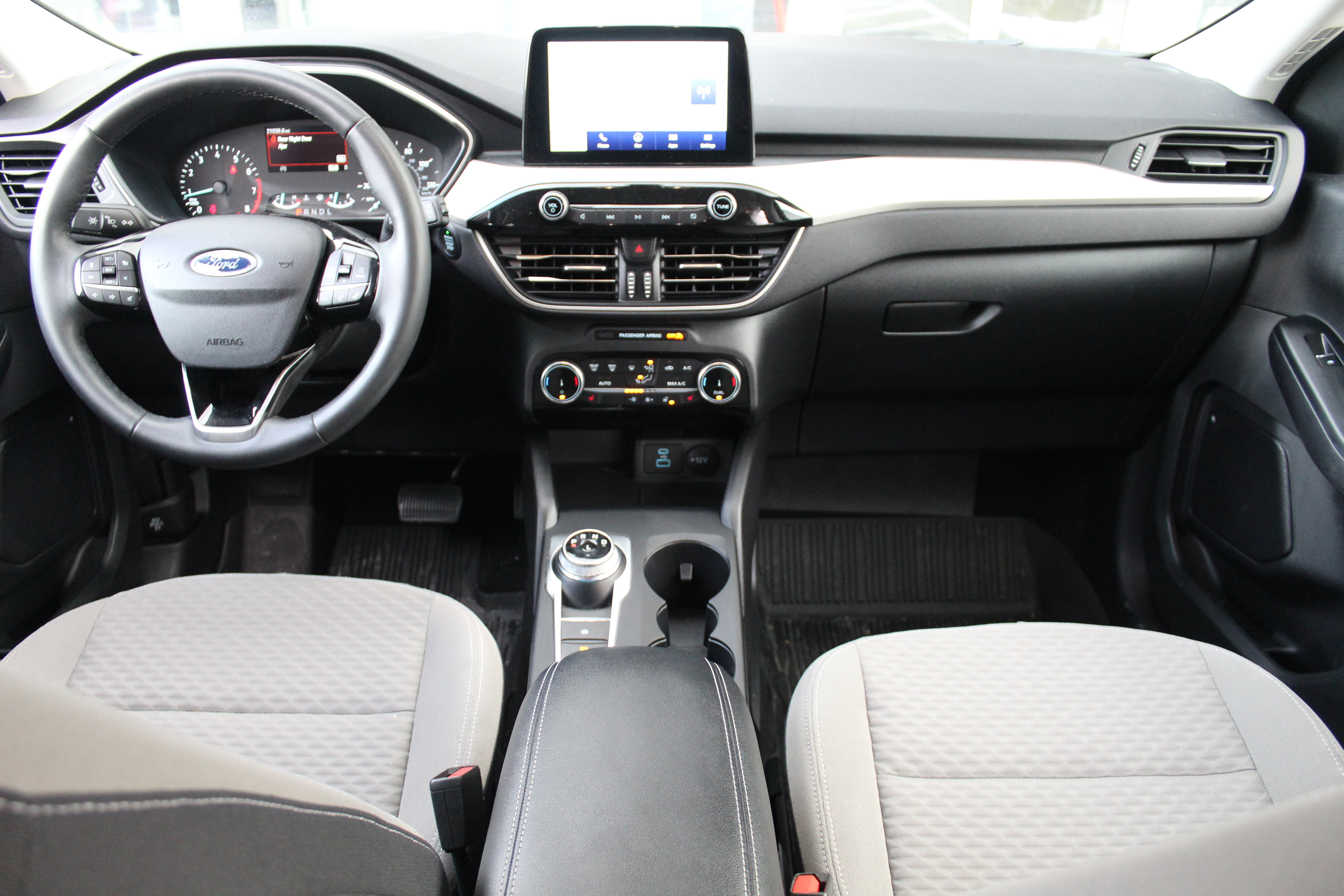 Used 2022 Ford Escape SE w/ Convenience Package image 25