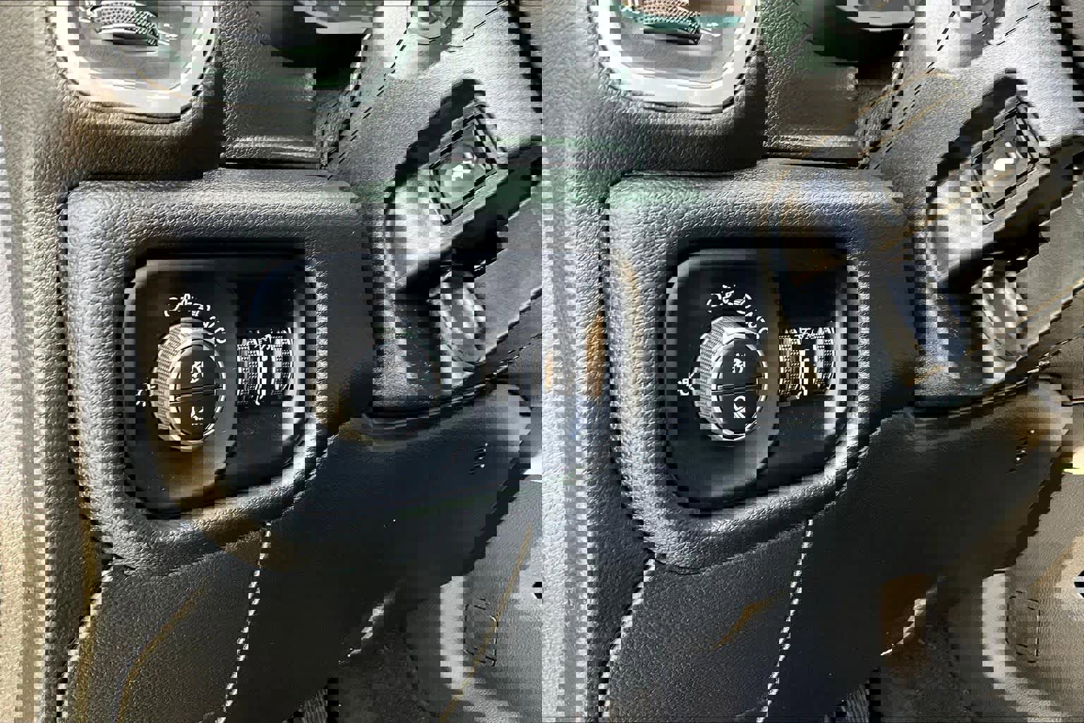 Used 2019 RAM 2500 Laramie AWD/4WD image 37