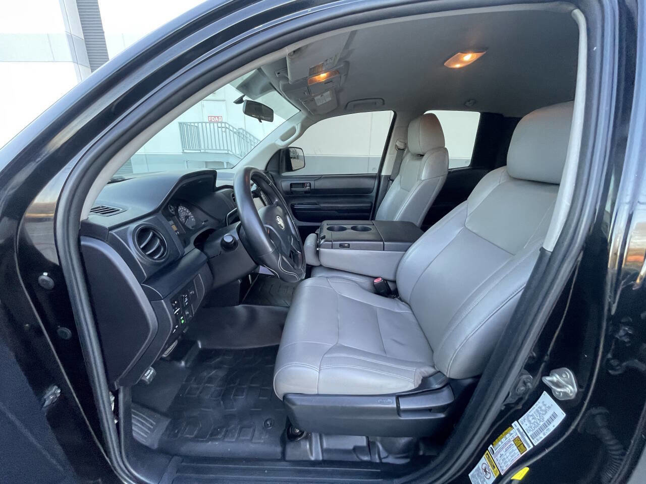 Used 2014 Toyota Tundra SR RWD image 10