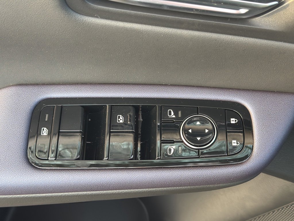 New 2026 Nissan Leaf Platinum+ w/ Cargo Package (Platinum+) image 15