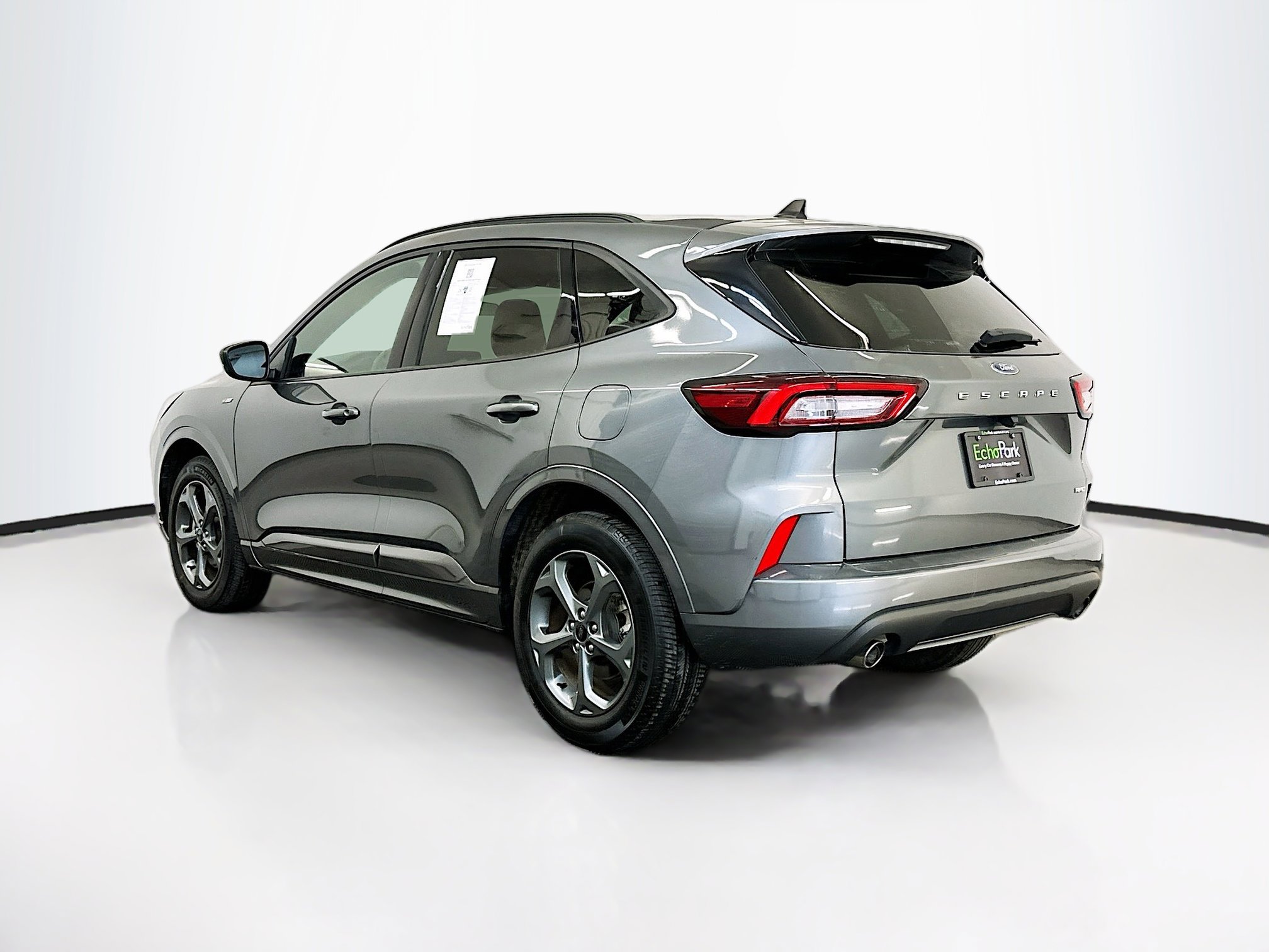 Used 2024 Ford Escape ST-Line image 5