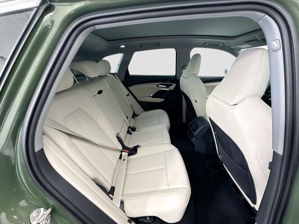 Used 2026 Audi Q5 Premium Plus w/ Premium Plus AWD/4WD image 20