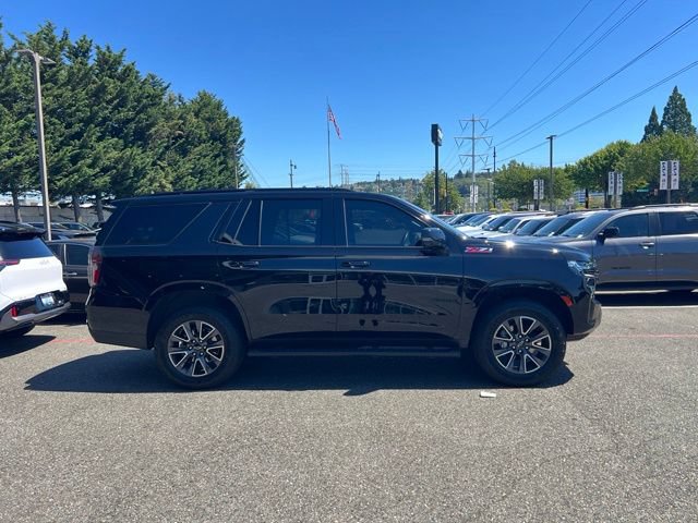 Used 2024 Chevrolet Tahoe Z71 w/ Luxury Package AWD/4WD image 8