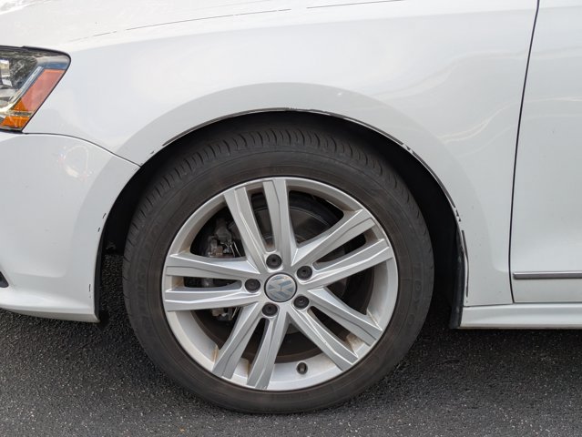 Used 2017 Volkswagen Jetta SEL FWD image 14