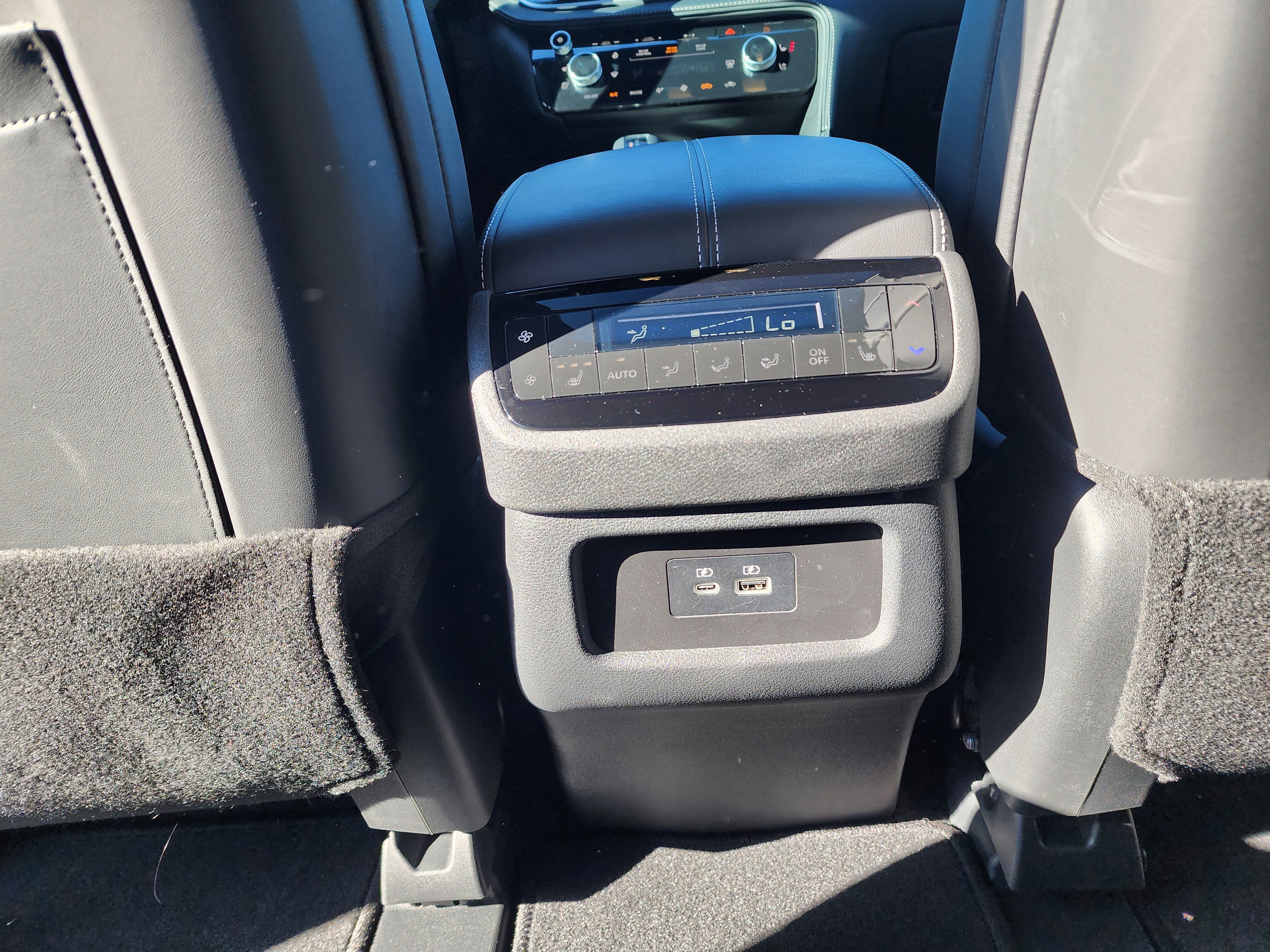 Used 2025 INFINITI QX60 Luxe w/ Black Edition image 16