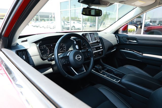 Used 2022 Nissan Pathfinder SL w/ SL Premium Package FWD image 26