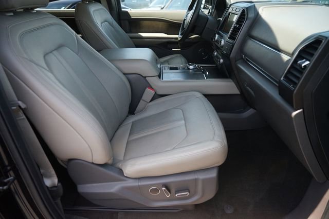 Used 2019 Ford Expedition Limited RWD image 20