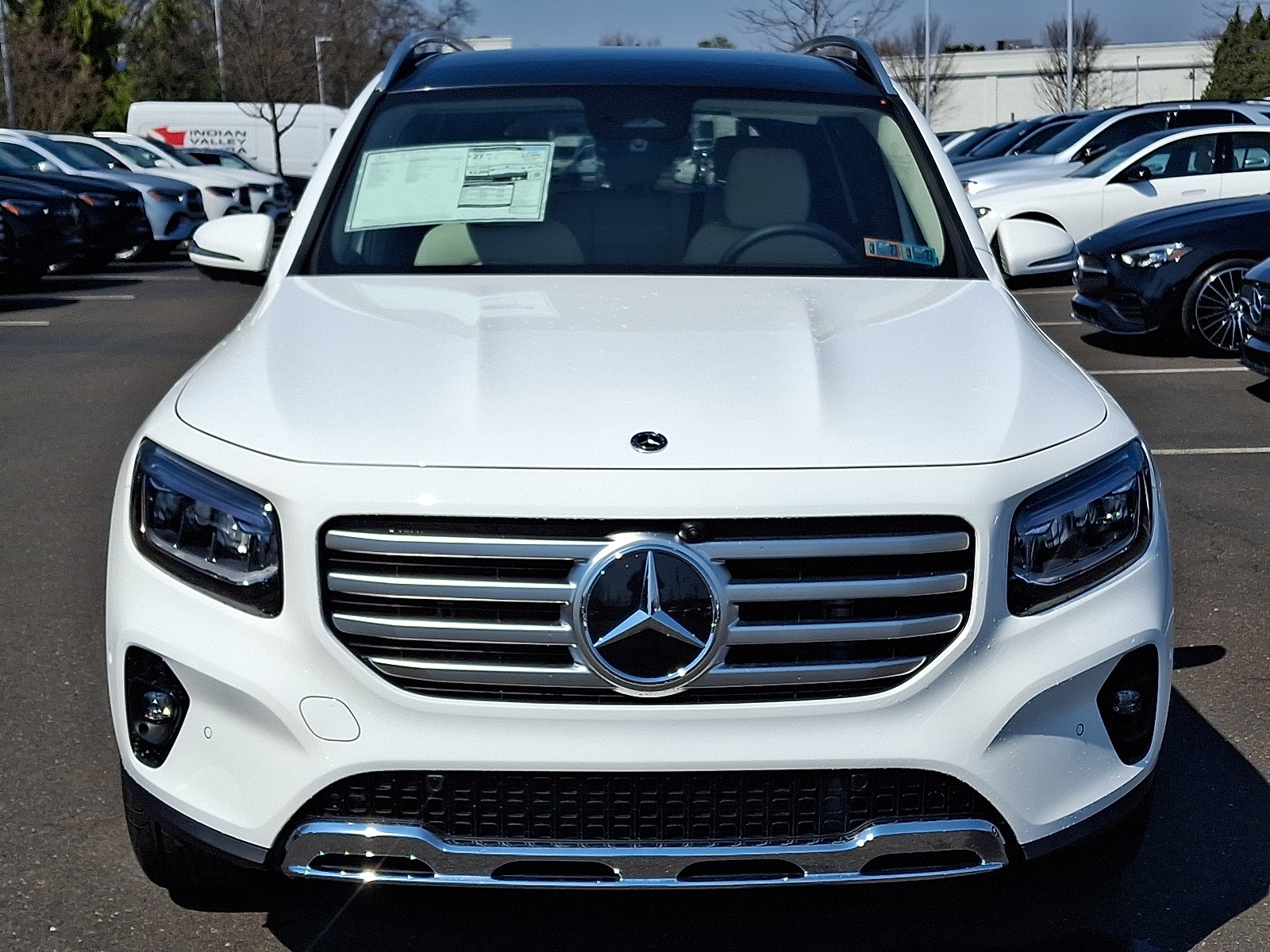 New 2026 Mercedes-Benz GLB 250 4MATIC image 2