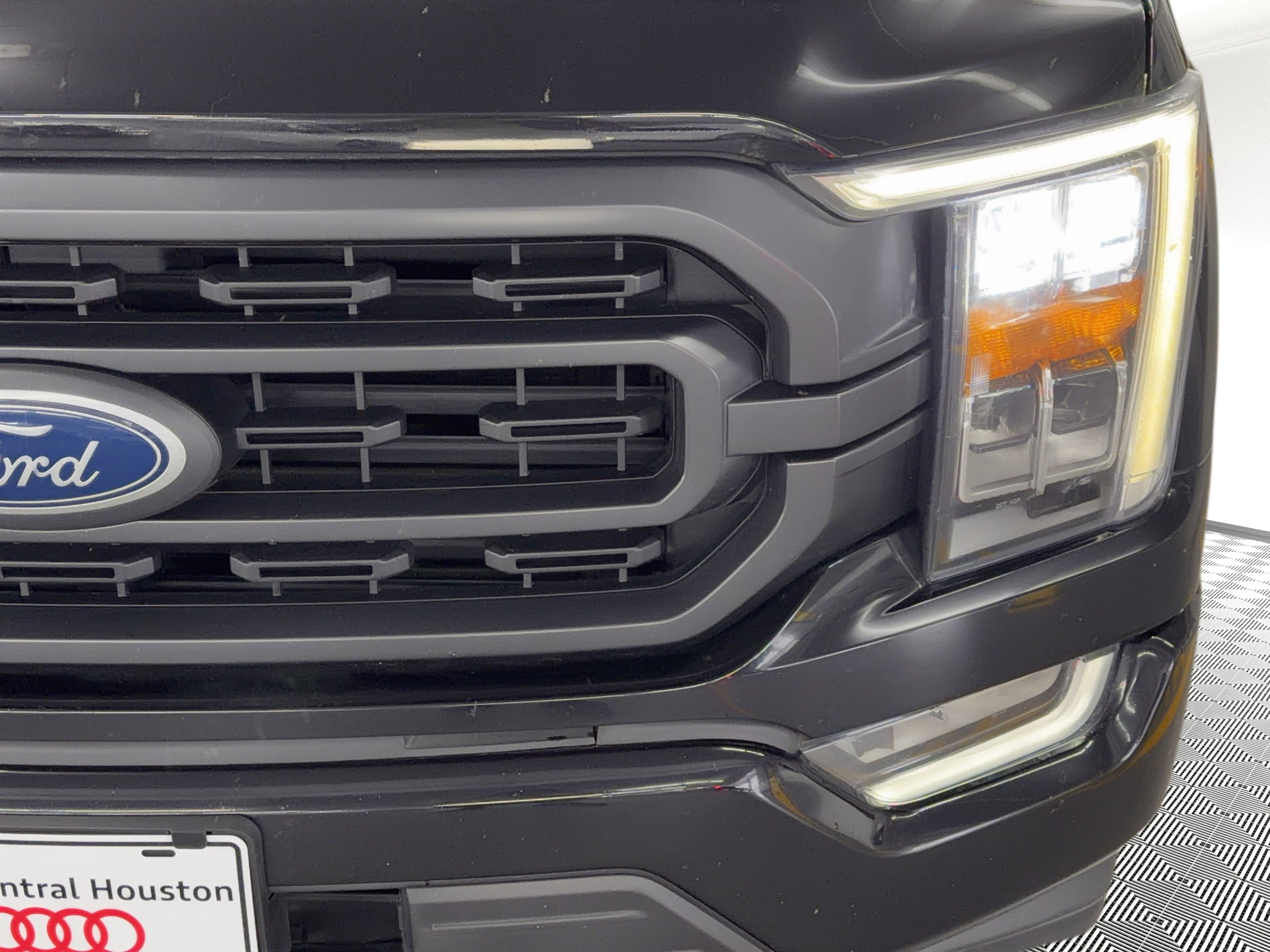 Used 2021 Ford F150 XLT w/ Equipment Group 302A High RWD image 11