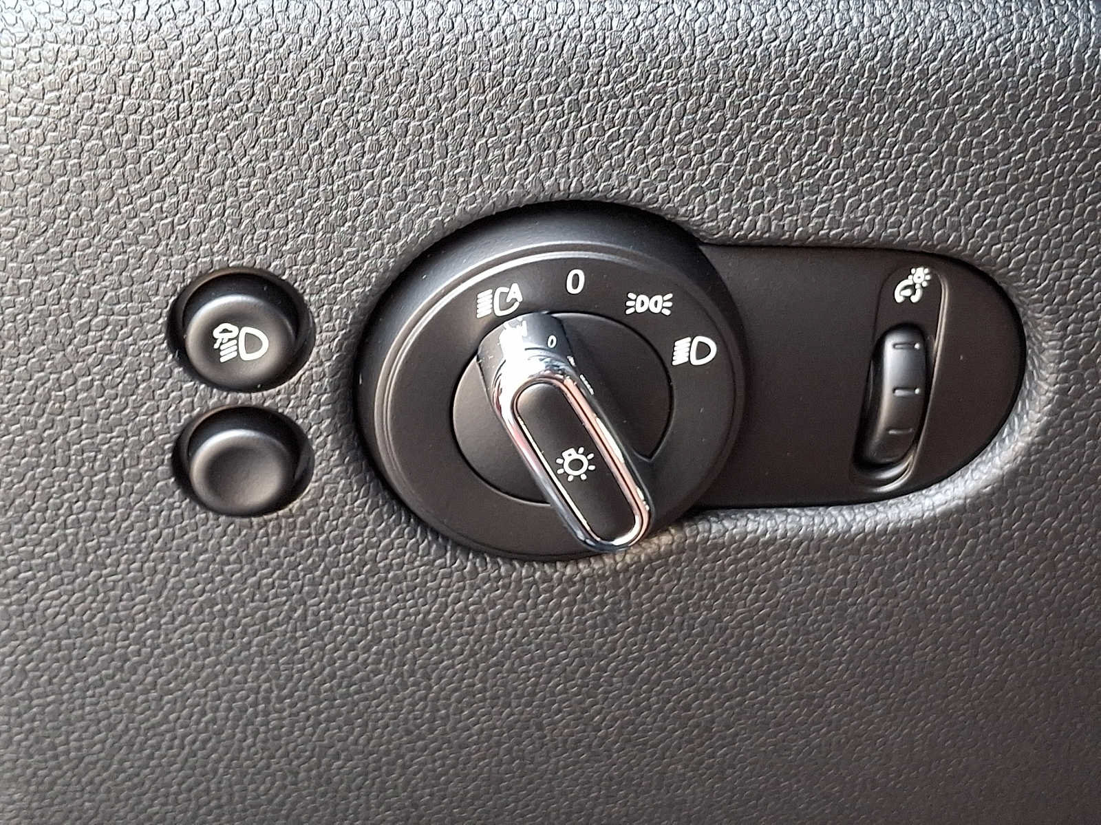 Used 2023 MINI Cooper S FWD image 23