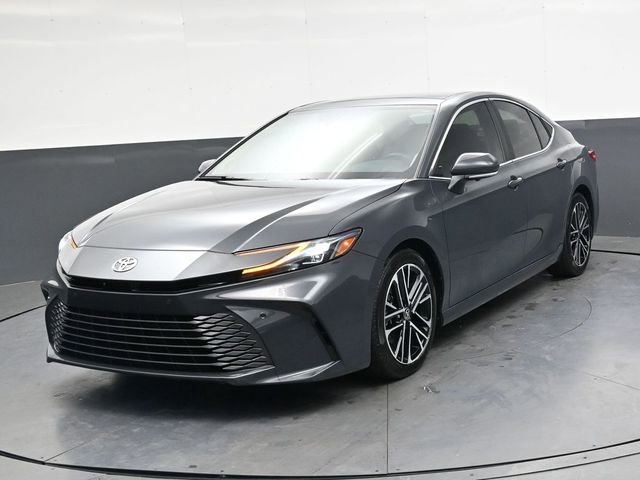 Used 2025 Toyota Camry XLE w/ Premium Plus Package FWD image 10
