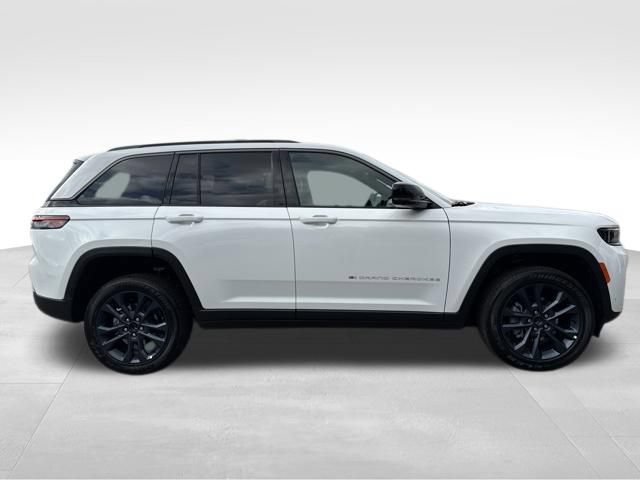 New 2026 Jeep Grand Cherokee Limited AWD/4WD image 8