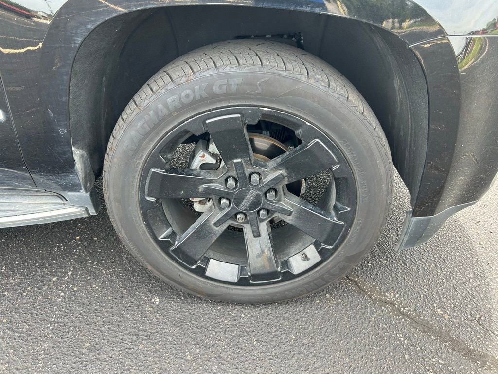 Used 2018 GMC Yukon Denali w/ Open Road Package image 2