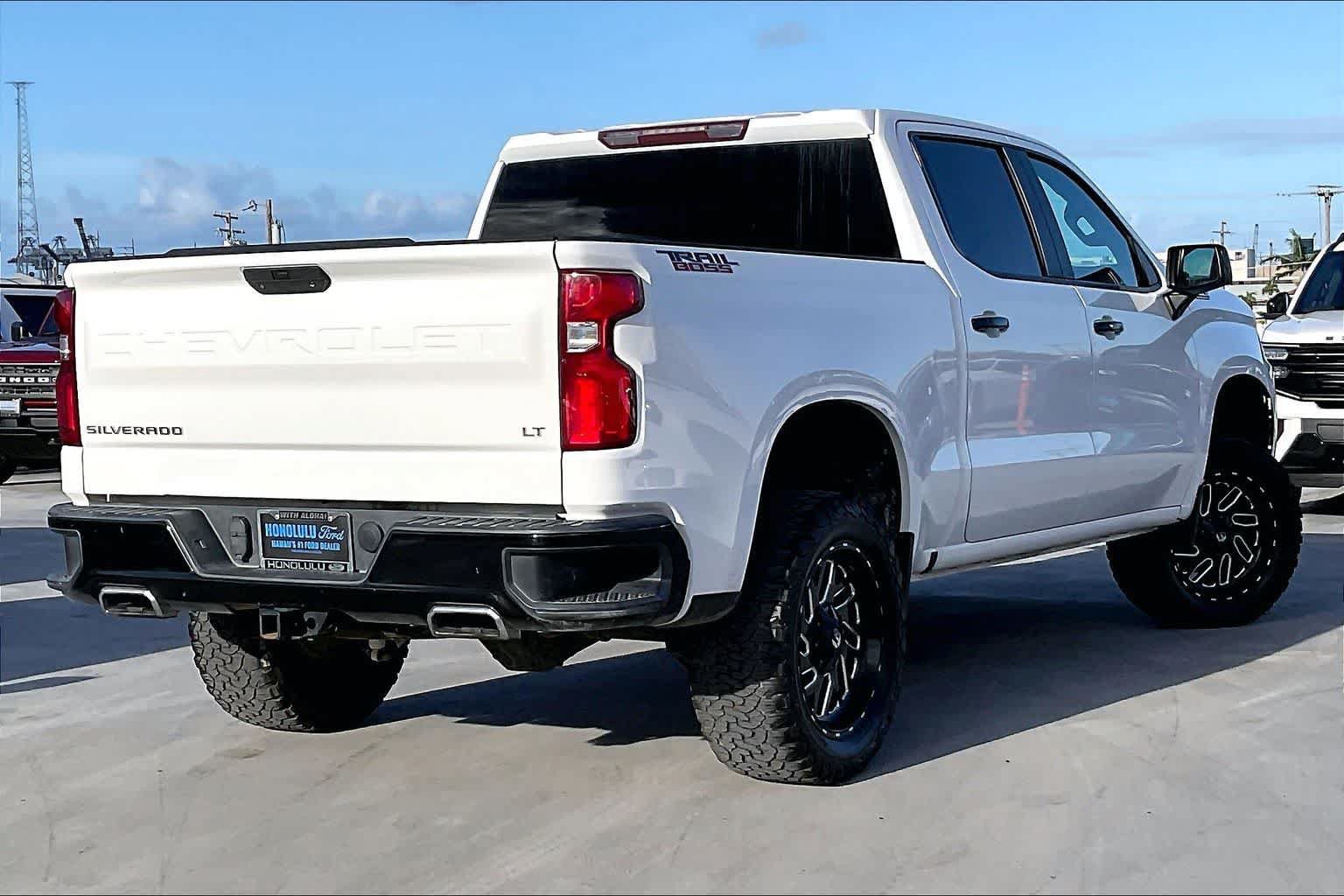 Used 2020 Chevrolet Silverado 1500 LT Trail Boss AWD/4WD image 22