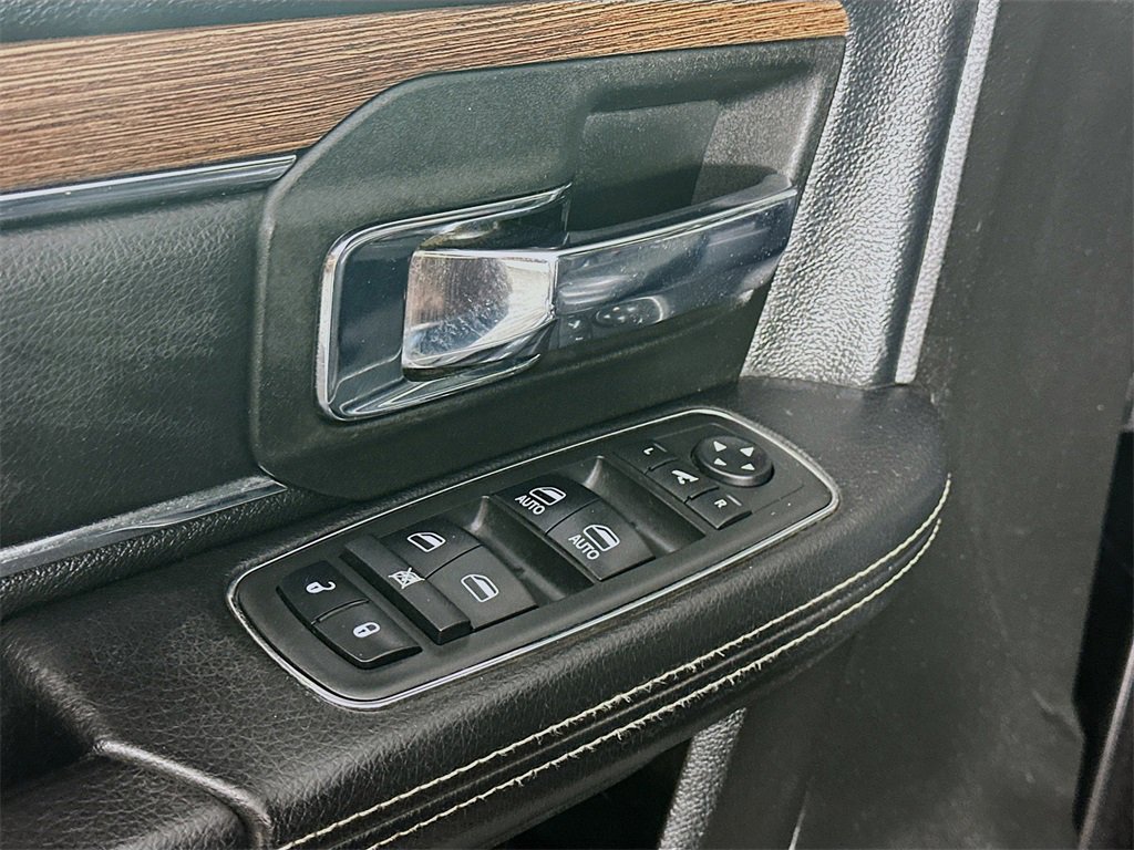 Used 2018 RAM 3500 Laramie image 24
