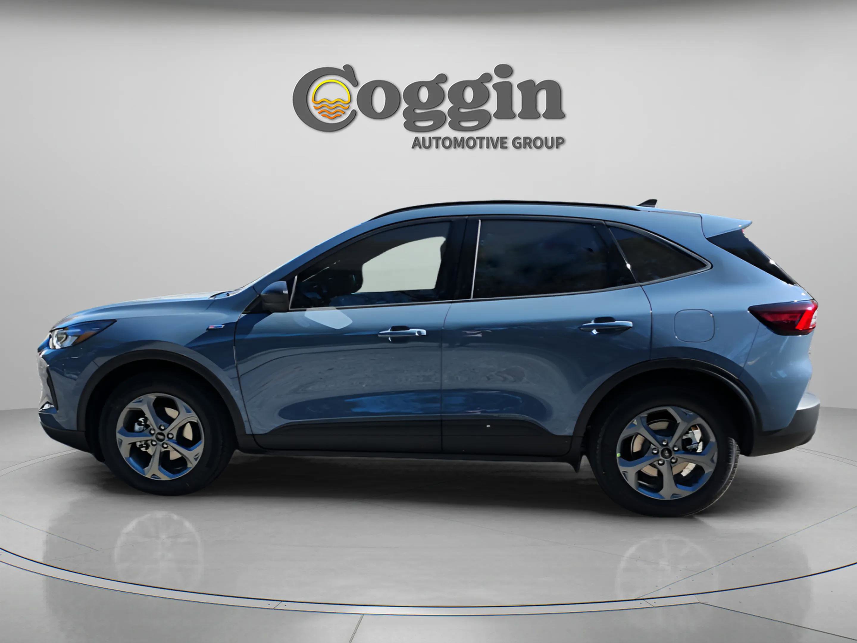 New 2026 Ford Escape ST-Line image 2