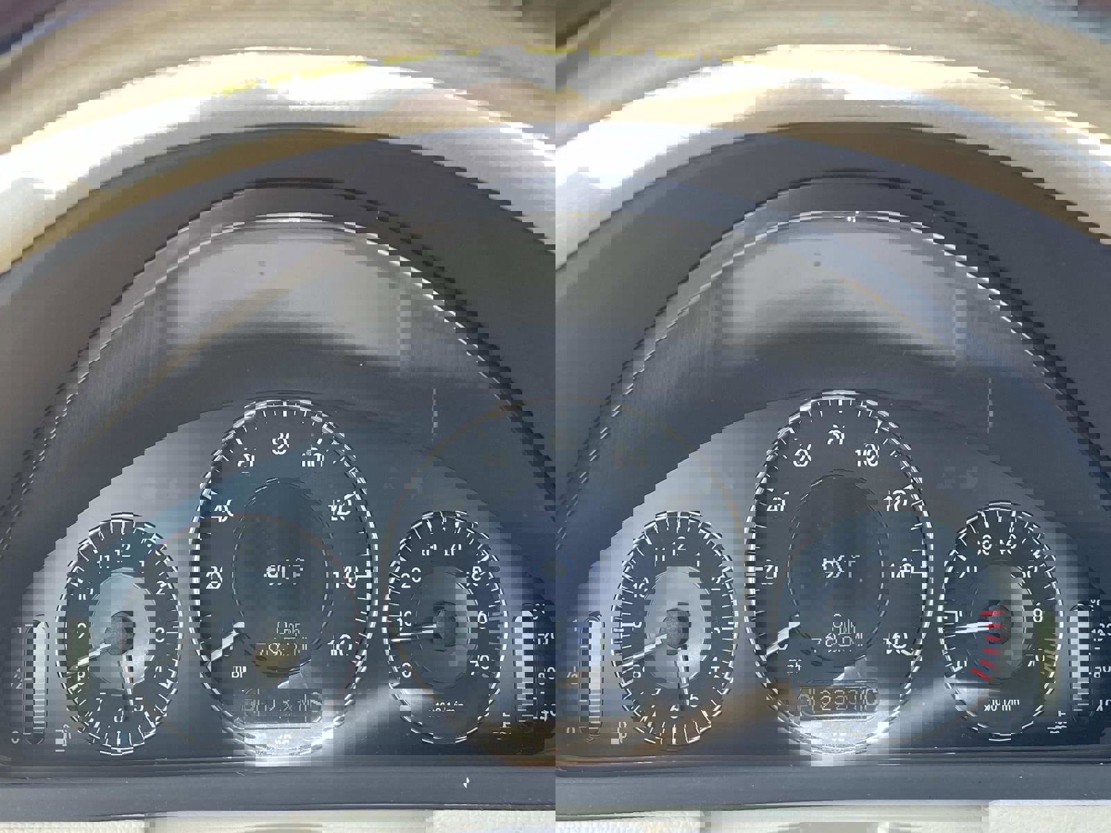 Used 2005 Mercedes-Benz CLK 320 Coupe image 19