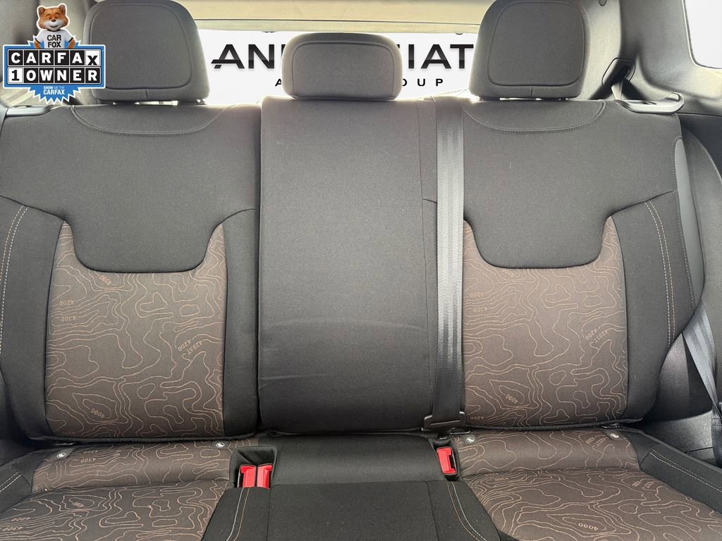 Certified 2023 Jeep Renegade Latitude AWD/4WD image 16