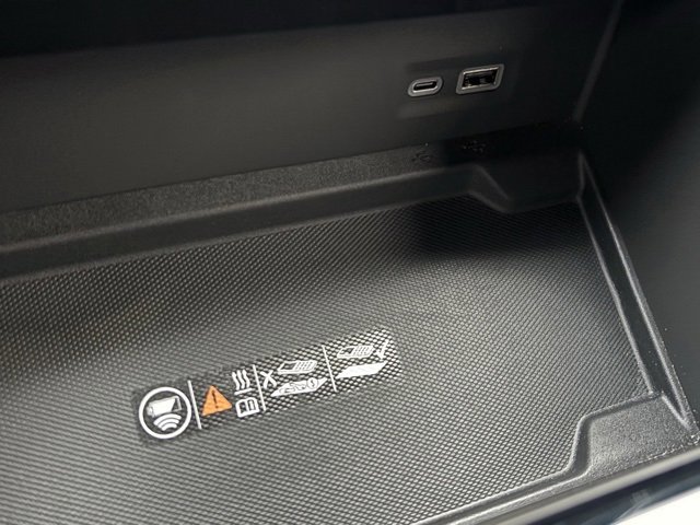 Certified 2025 GMC Yukon AT4 image 35