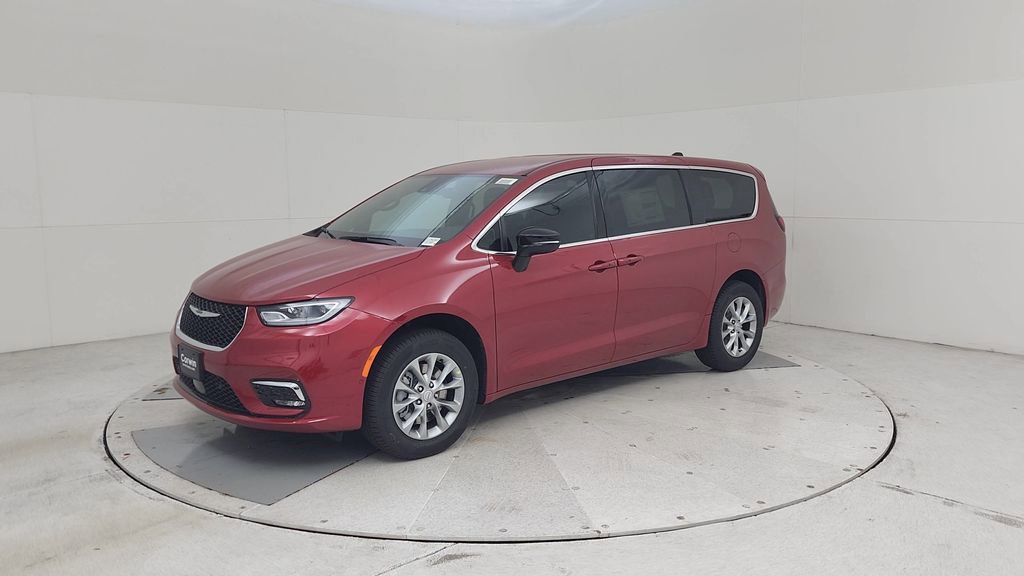 New 2026 Chrysler Pacifica Select AWD/4WD image 7