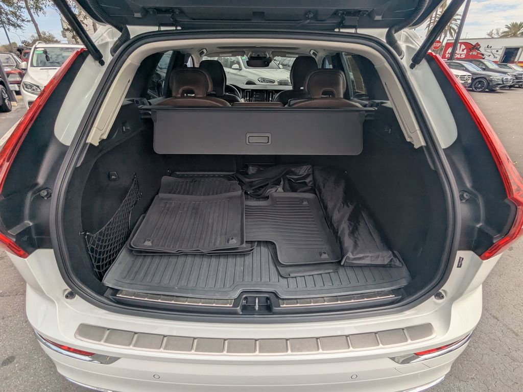 Used 2020 Volvo XC60 T5 Inscription image 24