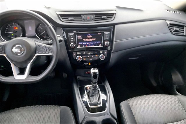 Certified 2020 Nissan Rogue SV image 6