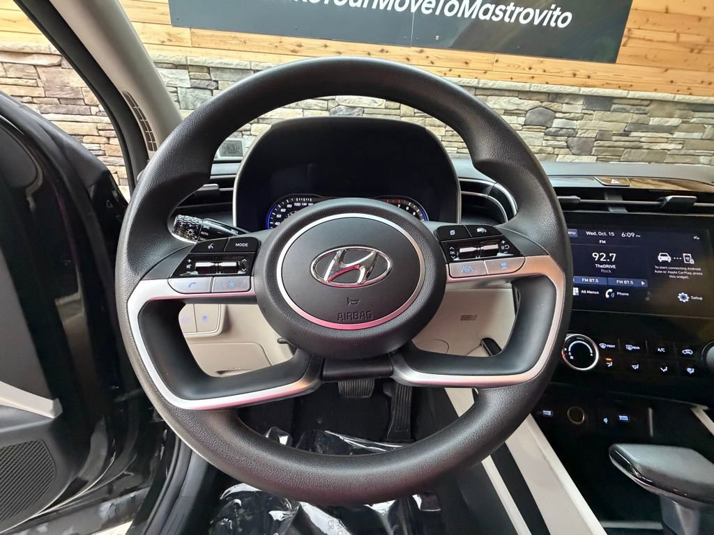 Certified 2023 Hyundai Tucson SEL image 17