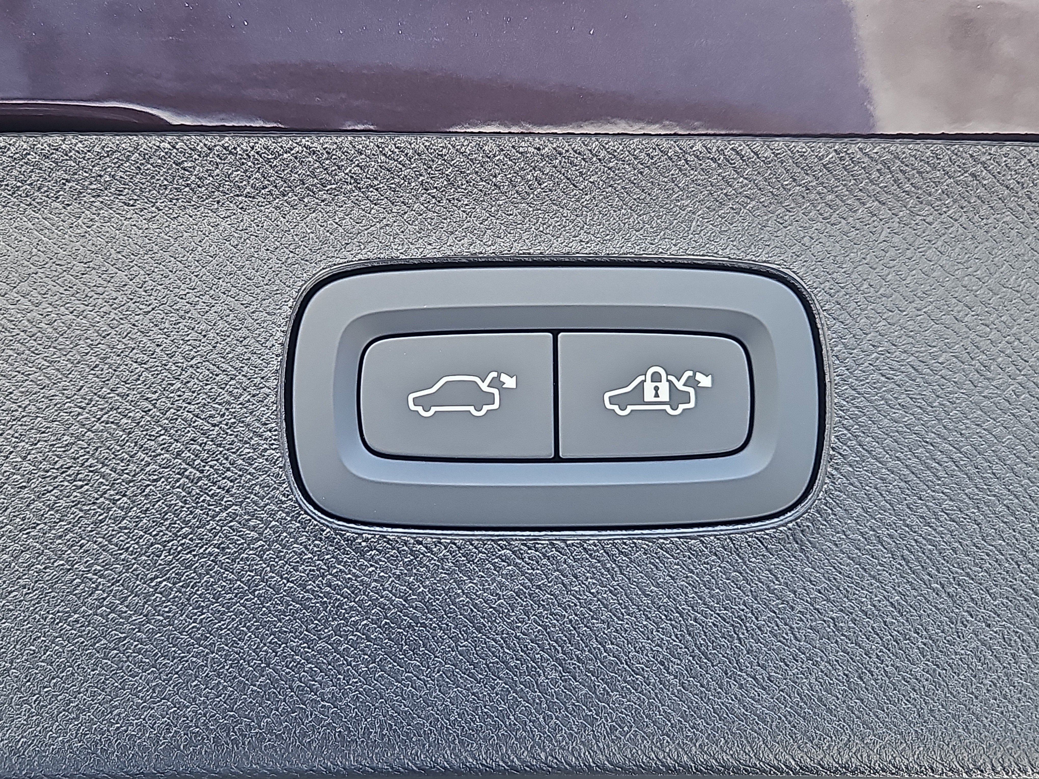 New 2026 Volvo XC90 T8 Ultra image 14