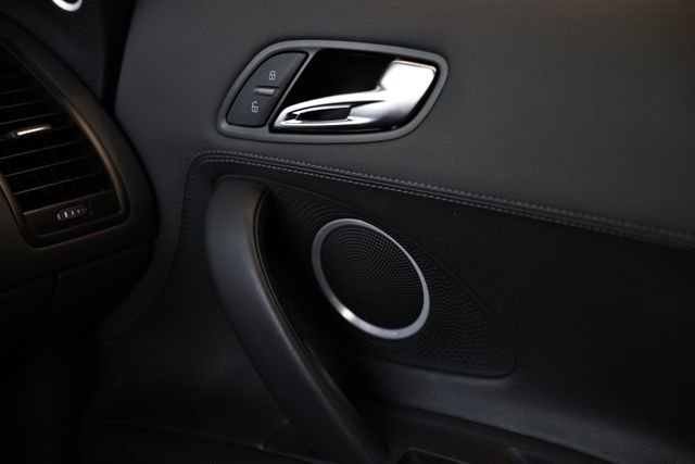 Used 2011 Audi R8 V10 AWD/4WD image 46