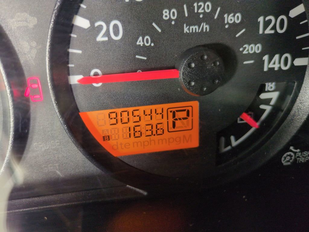 Used 2016 Nissan Frontier SV image 16