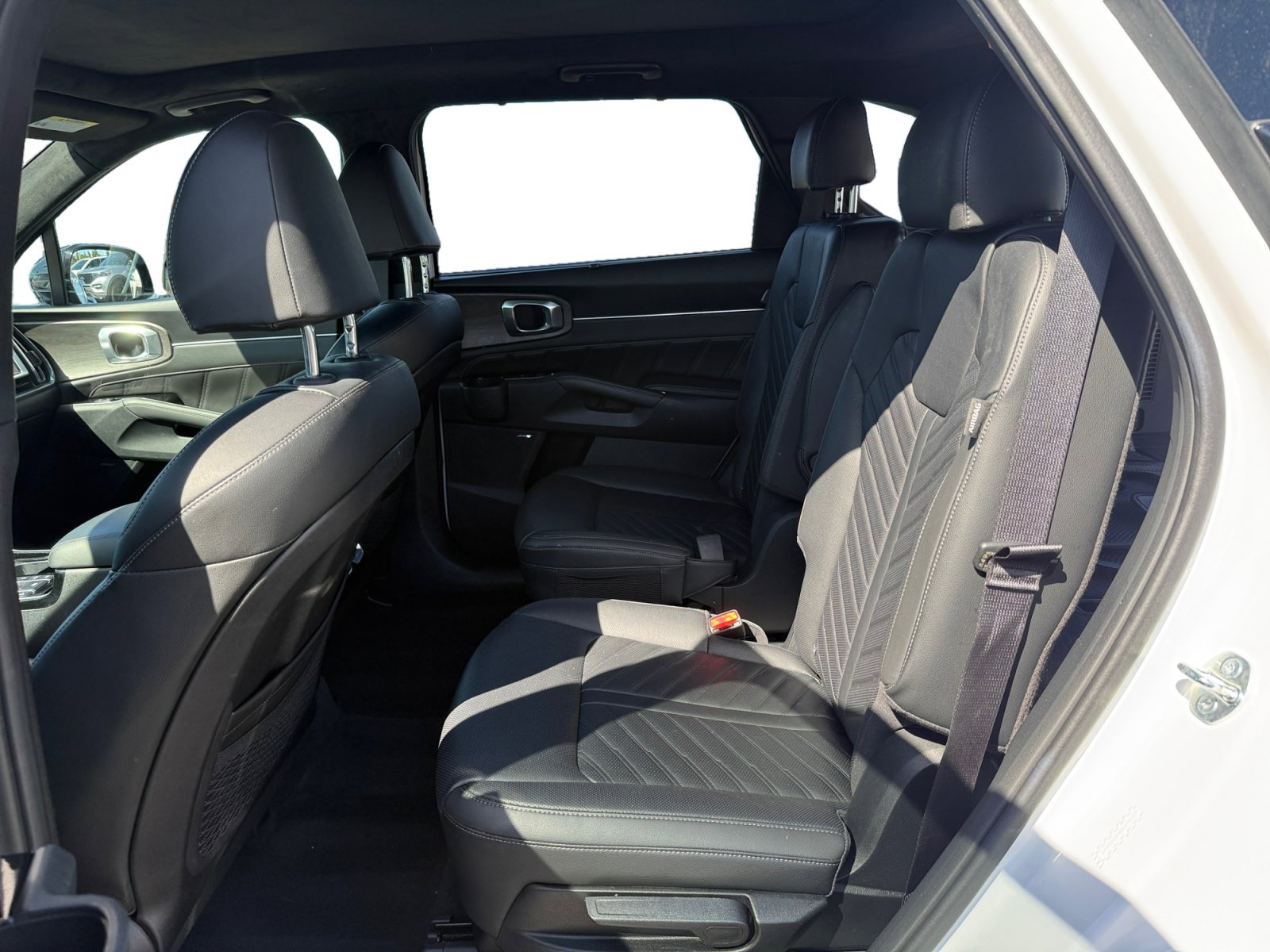 Used 2024 Kia Sorento SX Prestige AWD/4WD image 16