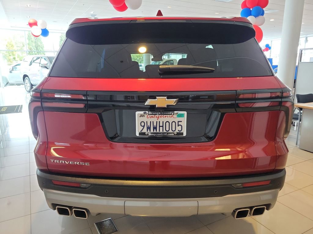 Used 2026 Chevrolet Traverse LT image 22