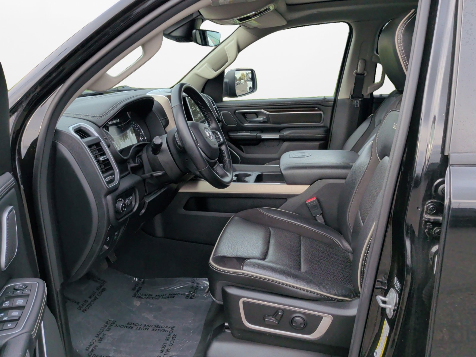 Used 2022 RAM 1500 Laramie image 10