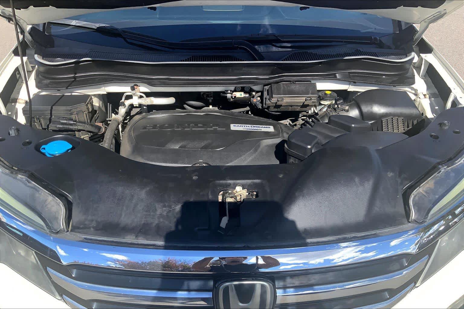 Used 2016 Honda Pilot Elite image 29