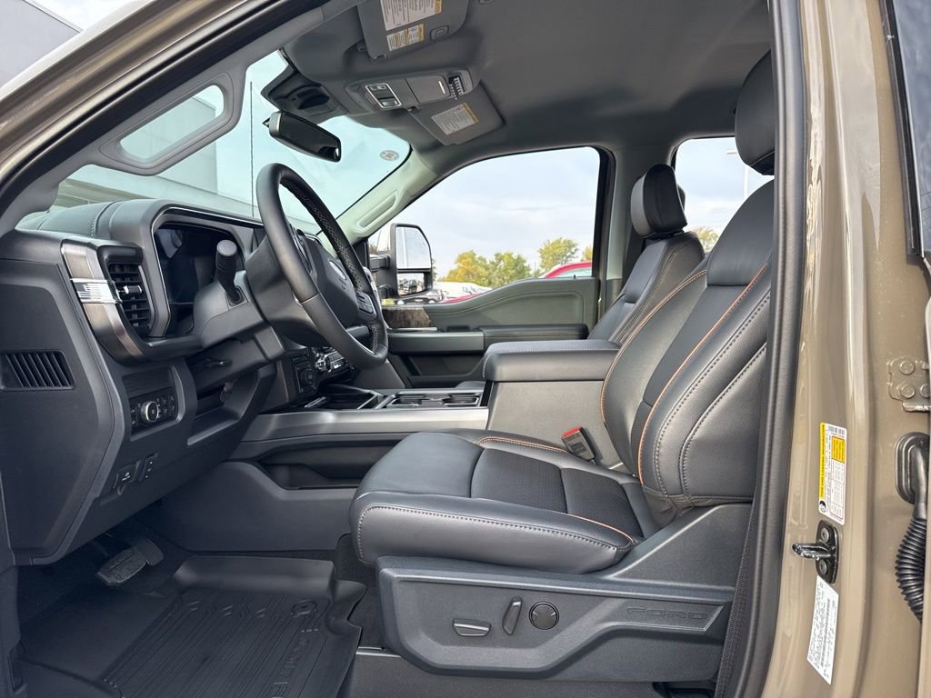 New 2026 Ford F250 Lariat w/ Chrome Package image 8