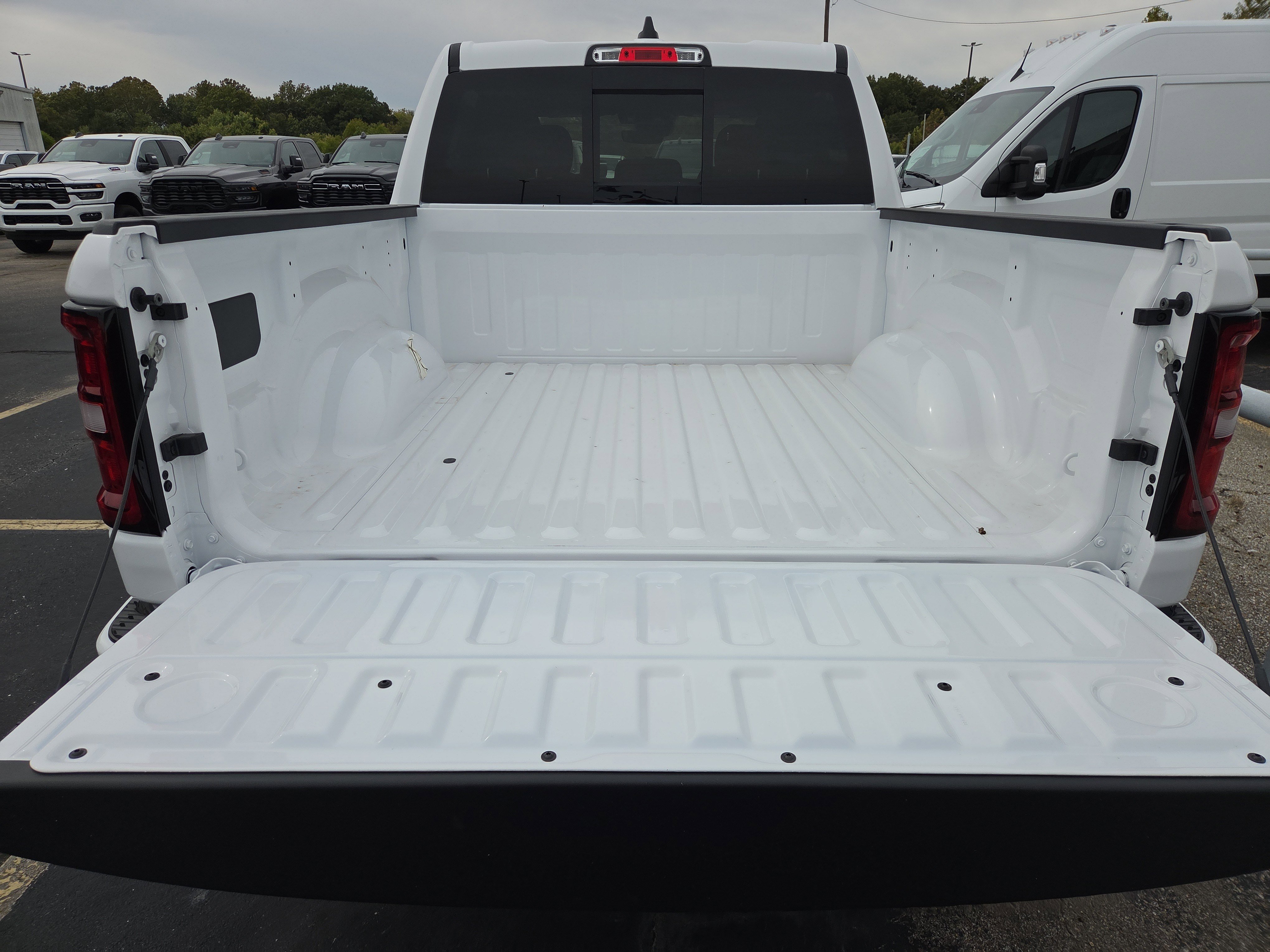 New 2026 RAM 1500 Big Horn AWD/4WD image 8