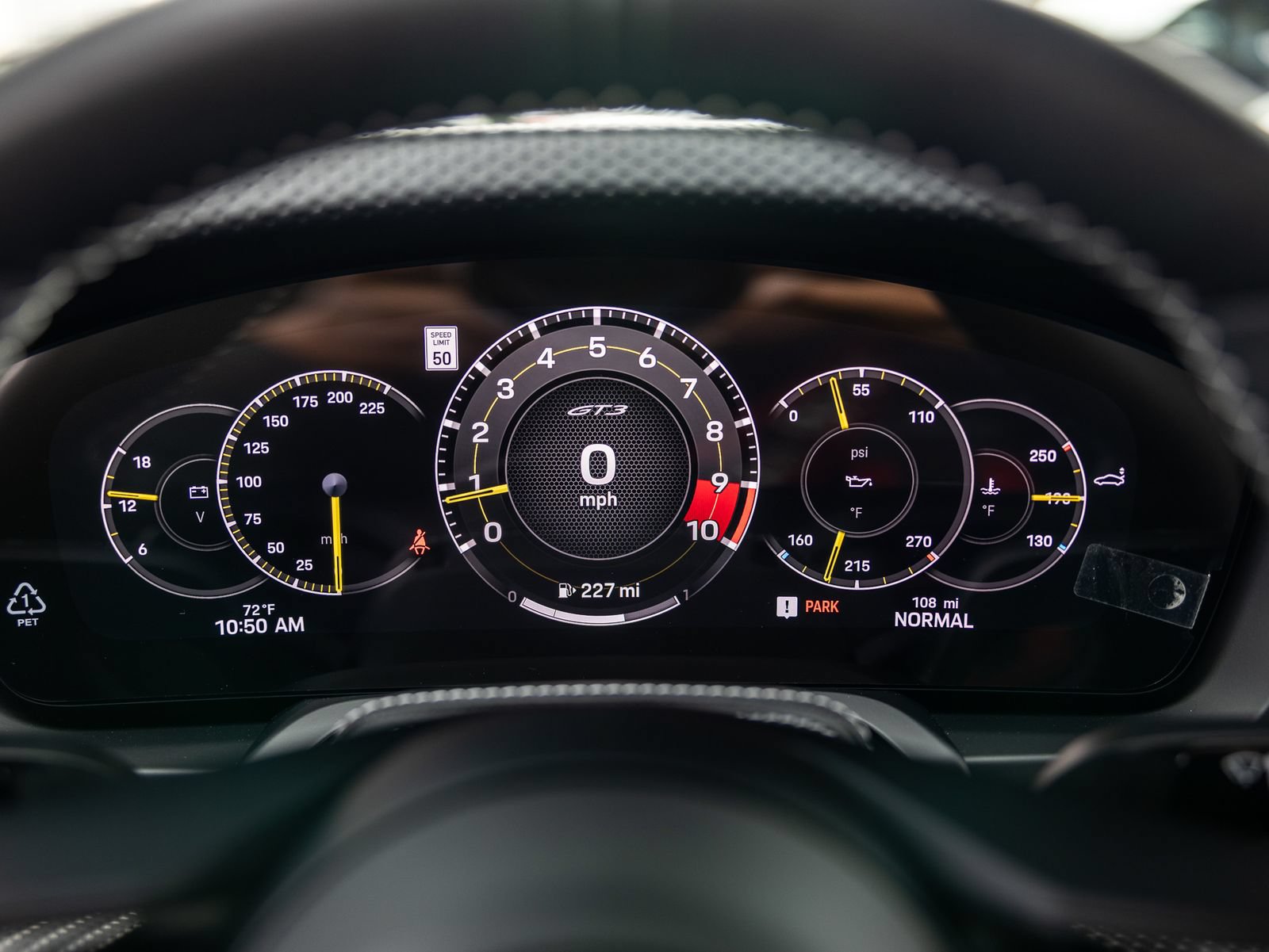 Certified 2025 Porsche 911 GT3 RWD image 28