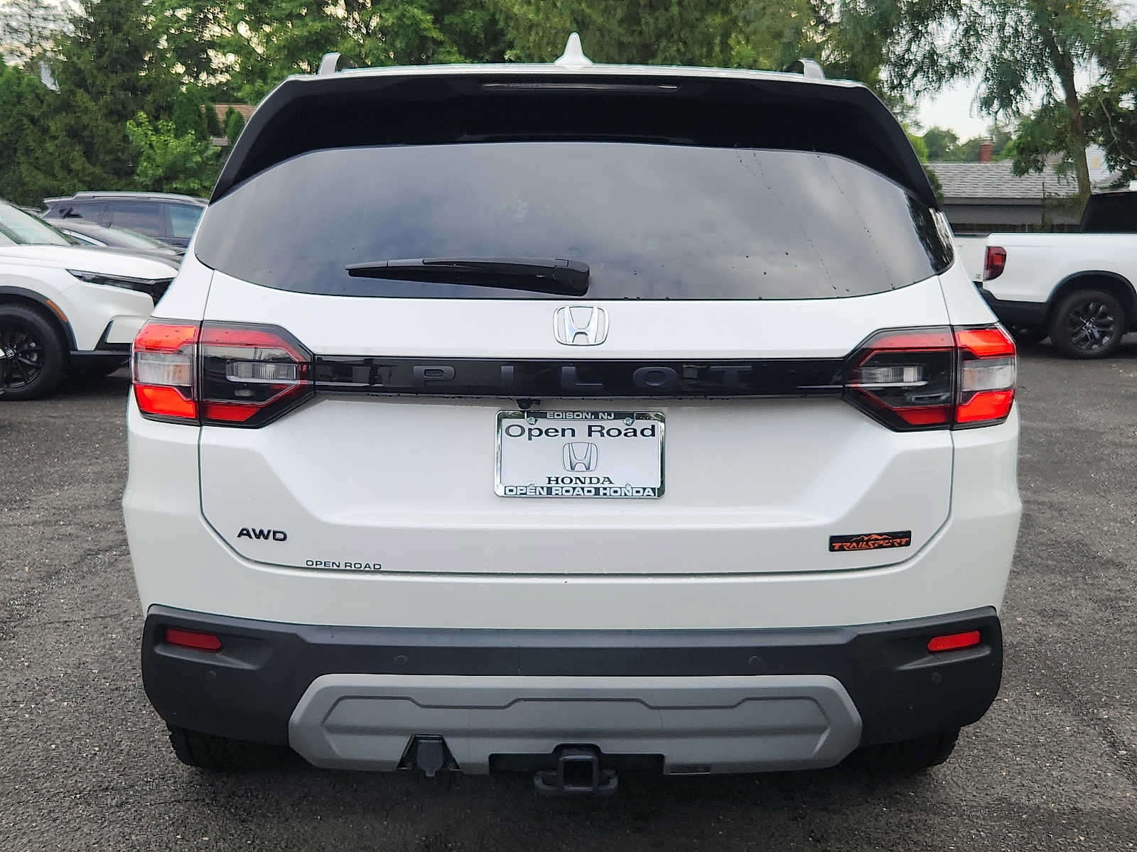 Certified 2023 Honda Pilot TrailSport image 5