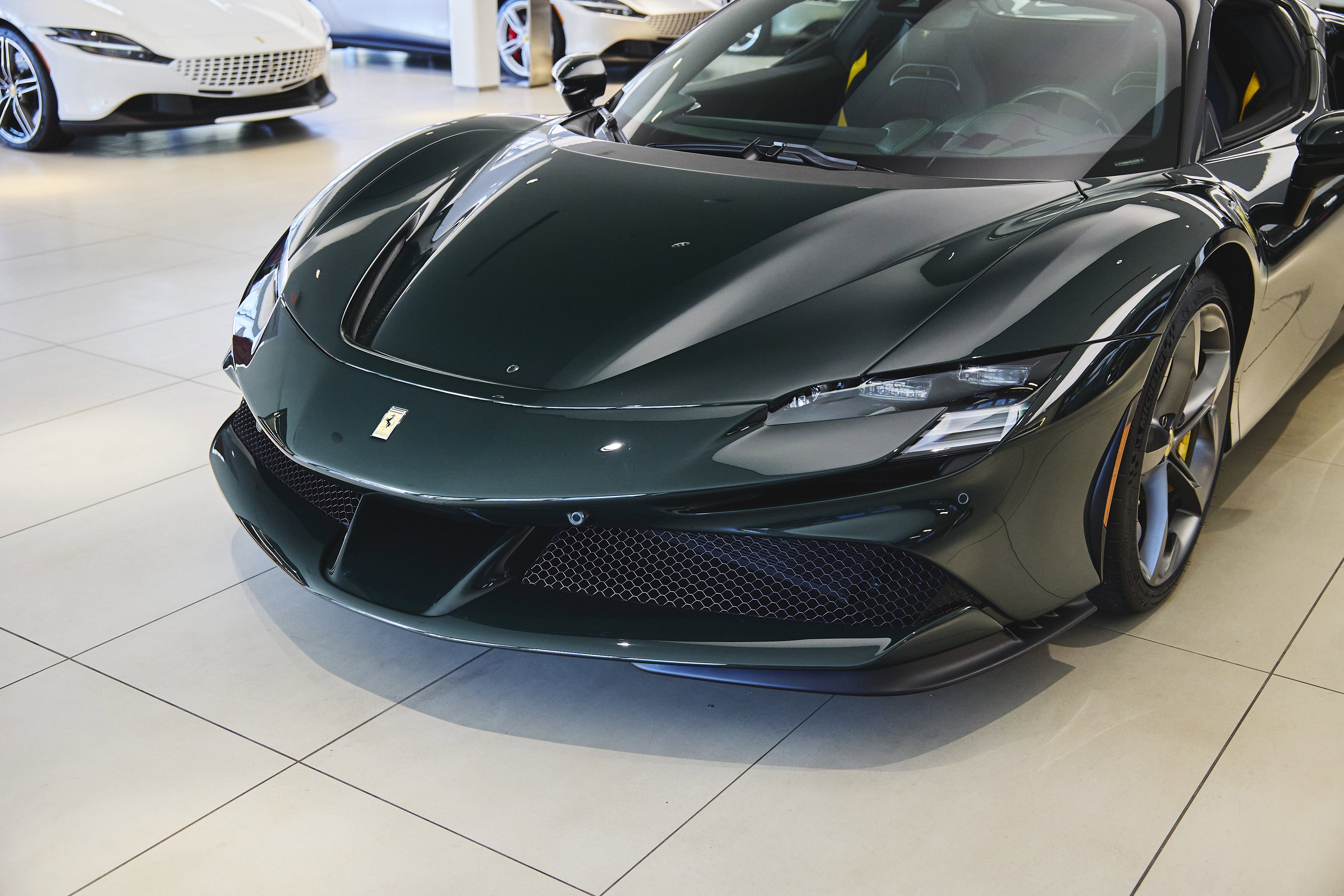 Used 2024 Ferrari SF90 Spider image 17