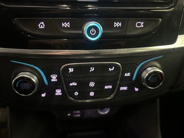 Used 2023 Chevrolet Traverse RS AWD/4WD image 28