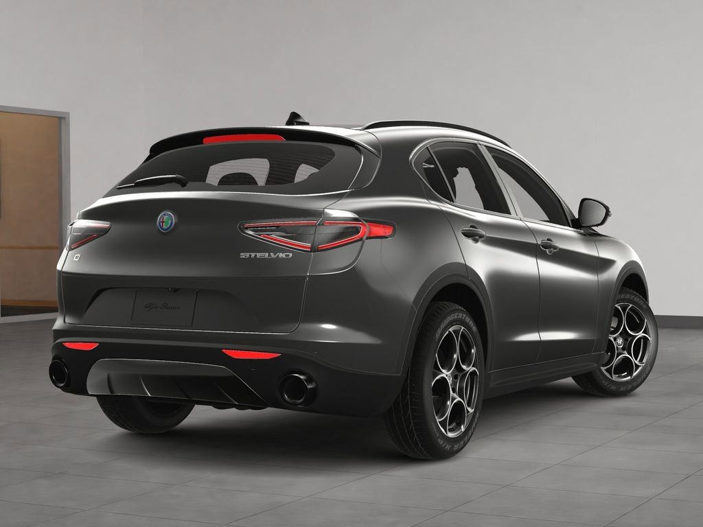 New 2025 Alfa Romeo Stelvio Sprint image 5