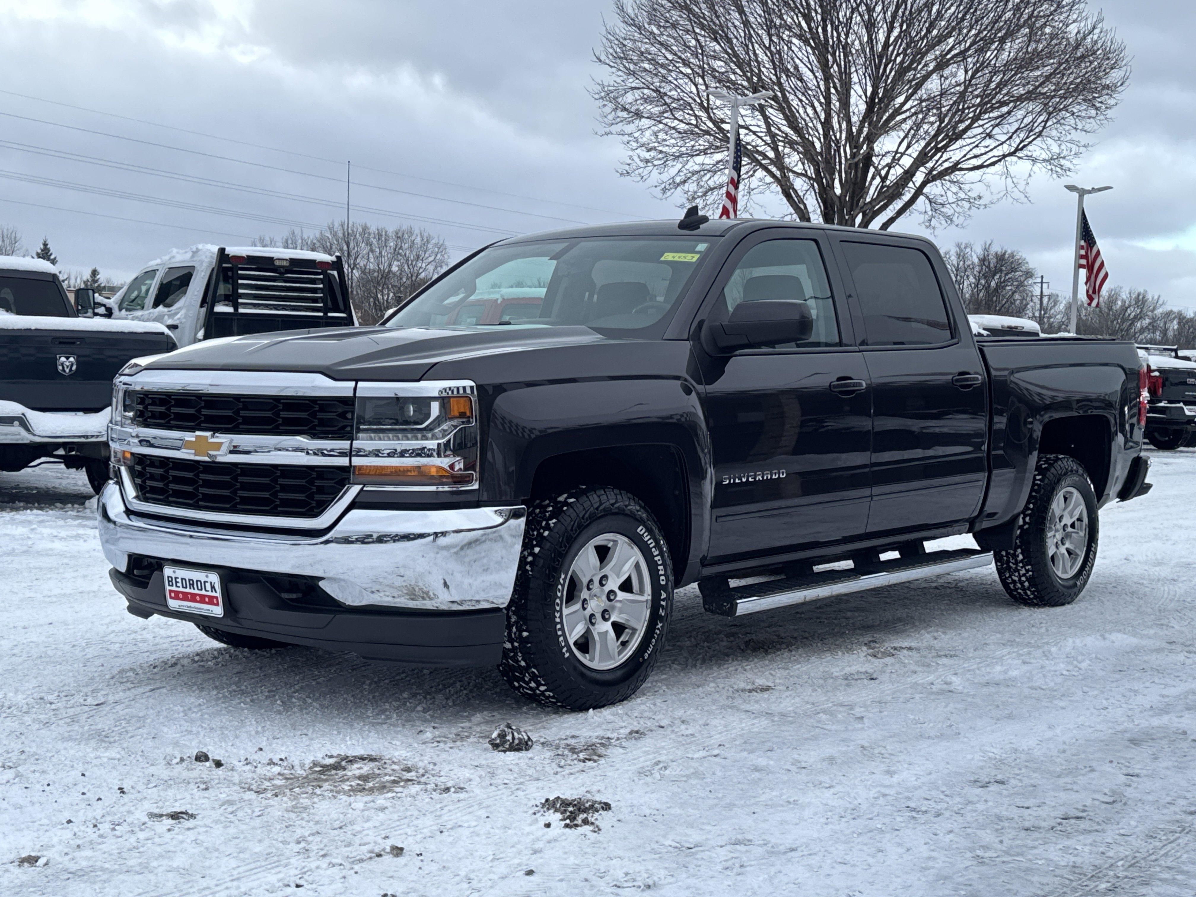 Used 2016 Chevrolet Silverado 1500 LT image 3