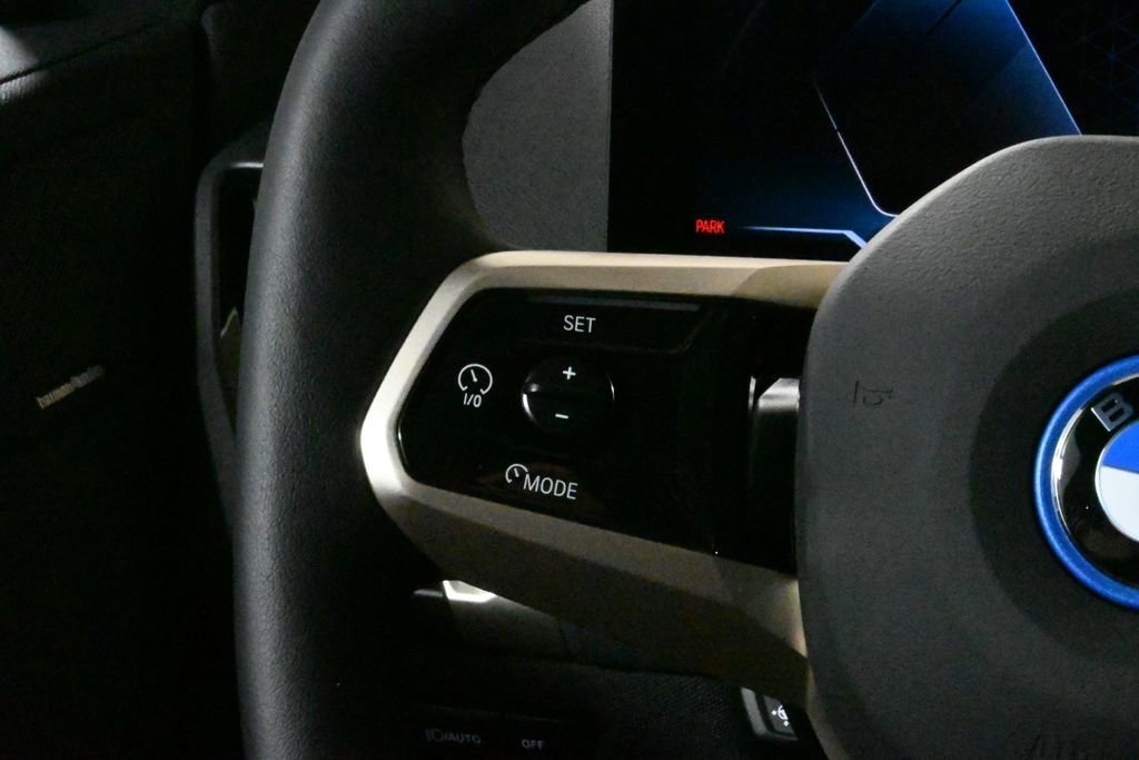 Used 2025 BMW iX xDrive50 w/ Premium Package image 19