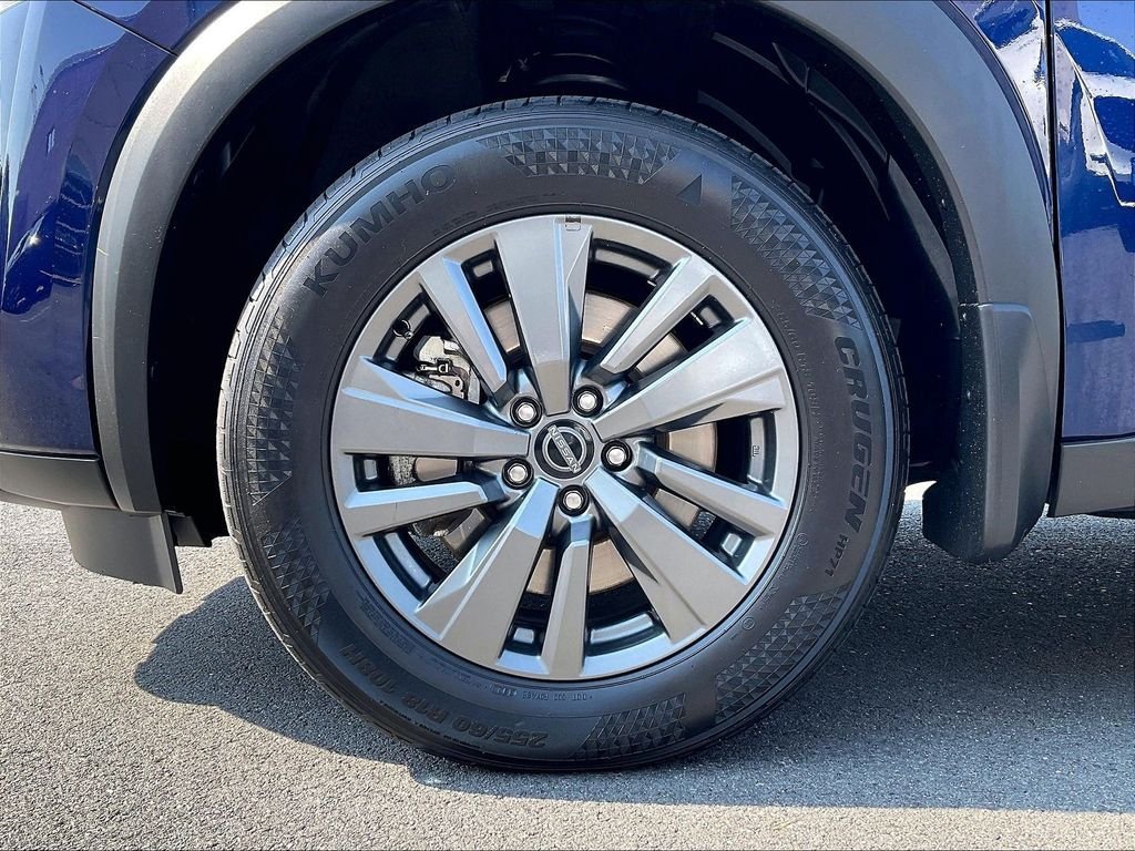 Used 2024 Nissan Pathfinder SV AWD/4WD image 7