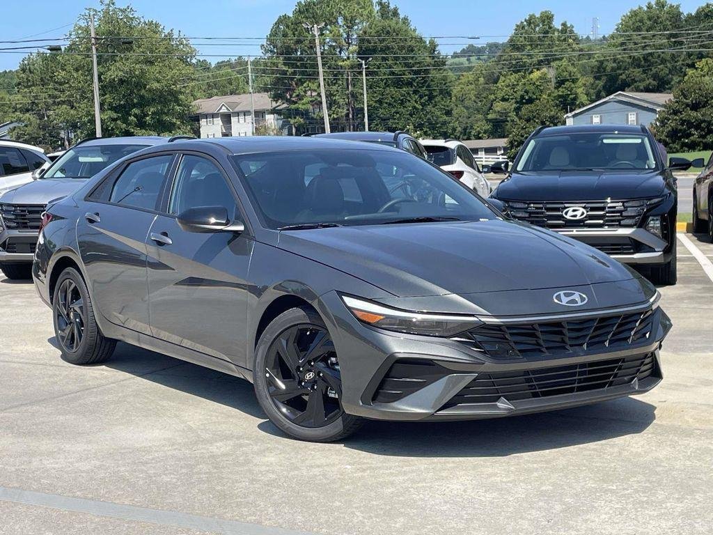 New 2026 Hyundai Elantra SEL Sport FWD image 26