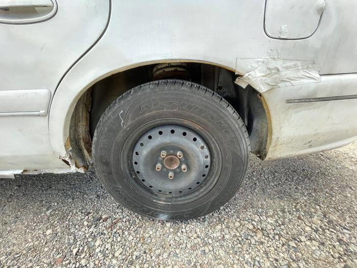 Used 1998 Buick Century Custom FWD image 14